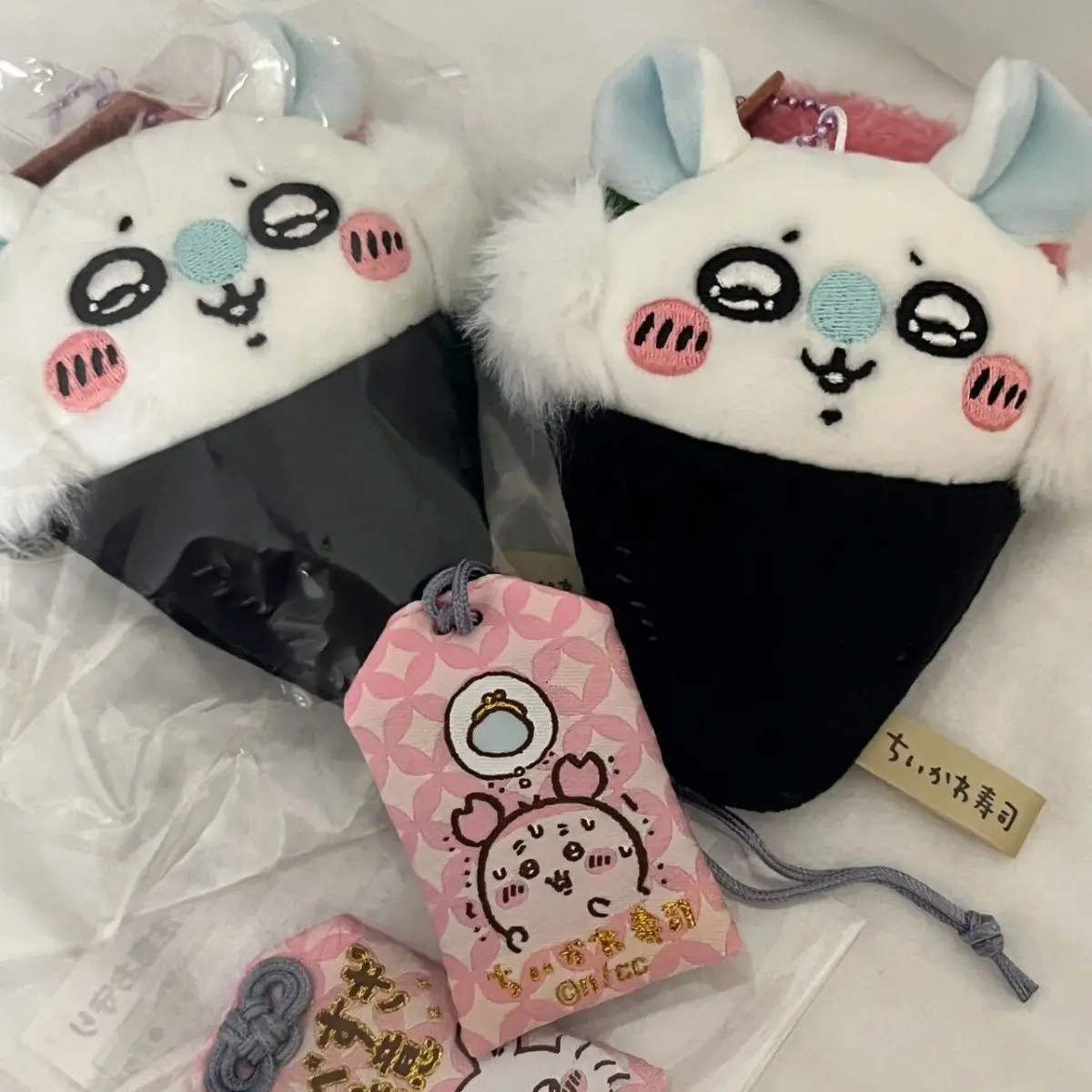 Chiikawa pendant acrylic Momon - Mini Backpack Purse incelemesi ve fiyatı