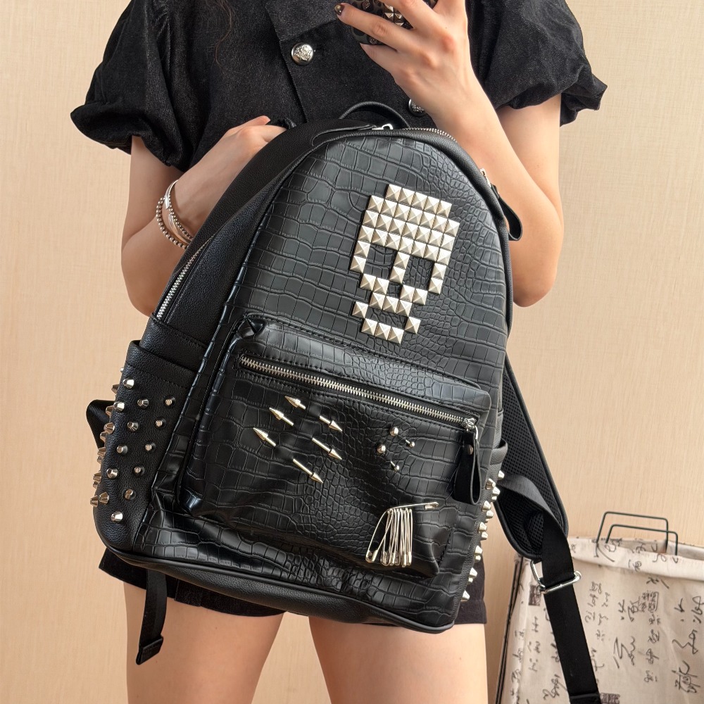 Original Black Crocodile Patte - Fashion Backpack Women incelemesi ve fiyatı